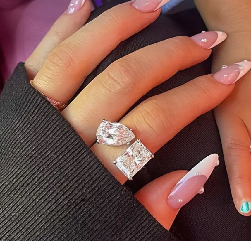 R luxlove free size ring