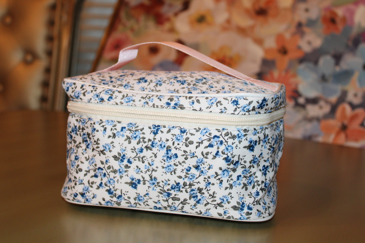 Cosmetic Bag  WHITE BOW PINK