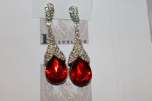 EARRING RED